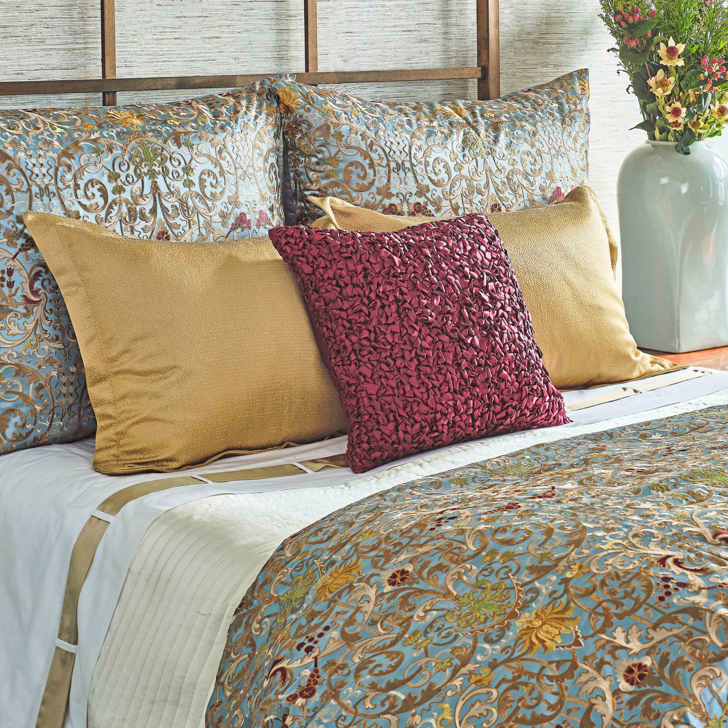 The Met x Ann Gish Venezia Duvet Cover and Decorative Pillow - Blue